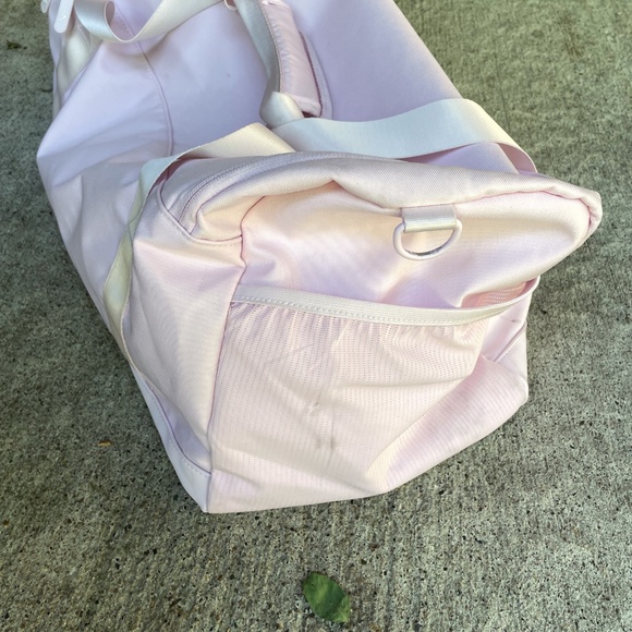 Gymshark Pink Travel Bag - Picture 12 of 14